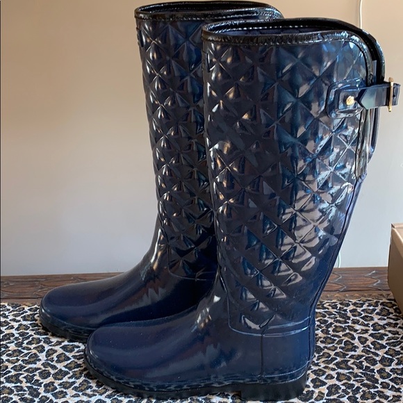 😵‍💫SOLD🤭 Hunter rain boots - Picture 4 of 10